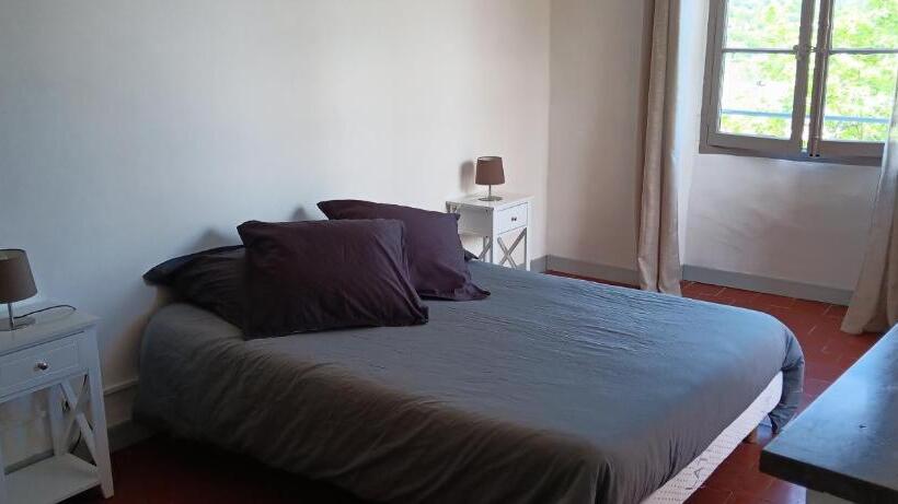 Семейный Номер, Chez Albert Et Karine