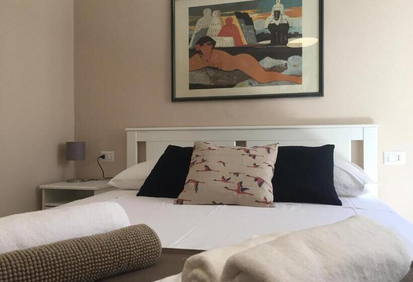 四人标准间, Conte Spada Home