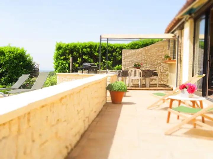 جناح مطلّ علي حمام السباحة, Le Mas Des Lavandes