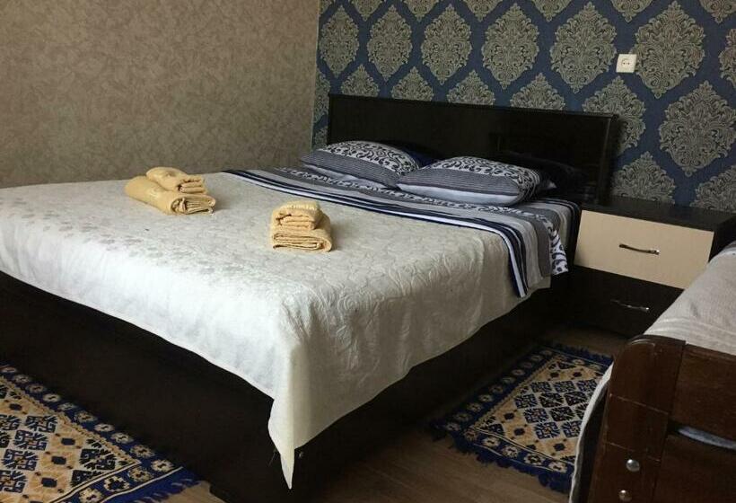 اتاق استاندارد سه نفره, Guest House Loza
