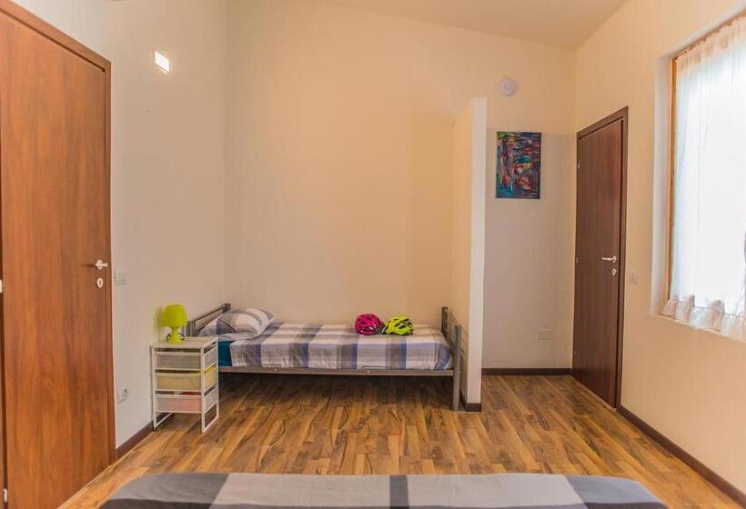 חדר משפחתי נוף להרים, Salmagilandia