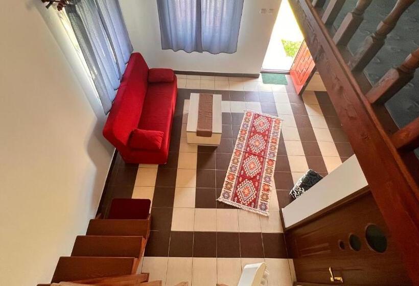 Люкс, Mojo Beach