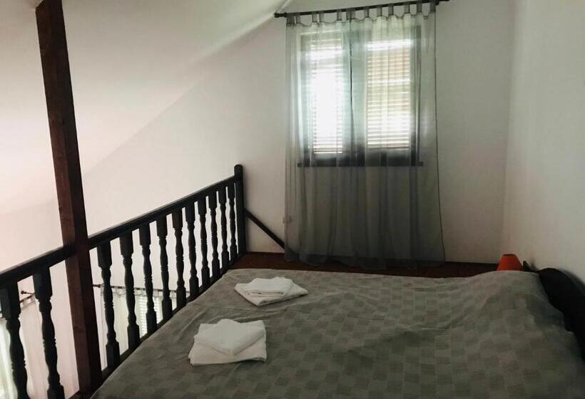 Люкс Повышенной Комфортности, Mojo Beach