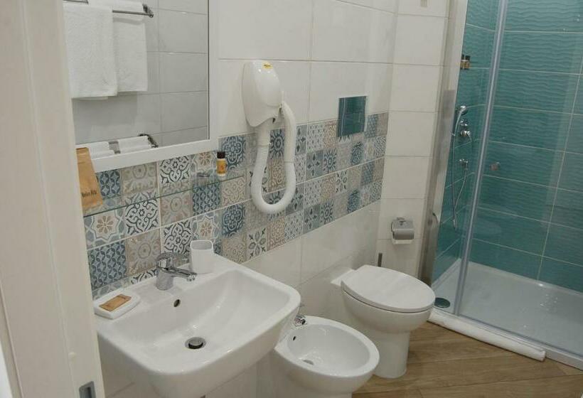 Семейный Номер, B&b Mormina