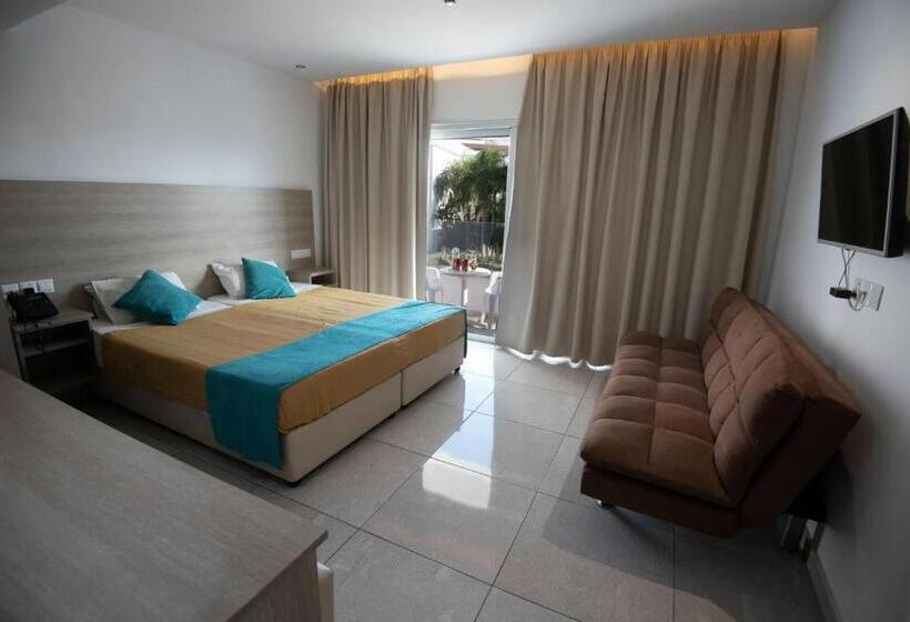 스탠다드 룸 풀장 전망, Milea