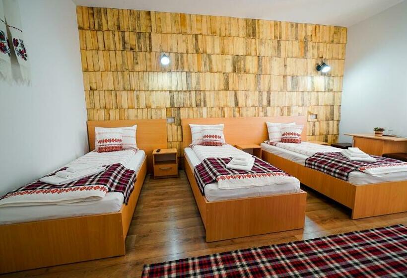 スタンダードトリプルルーム, Casa Ralucăi