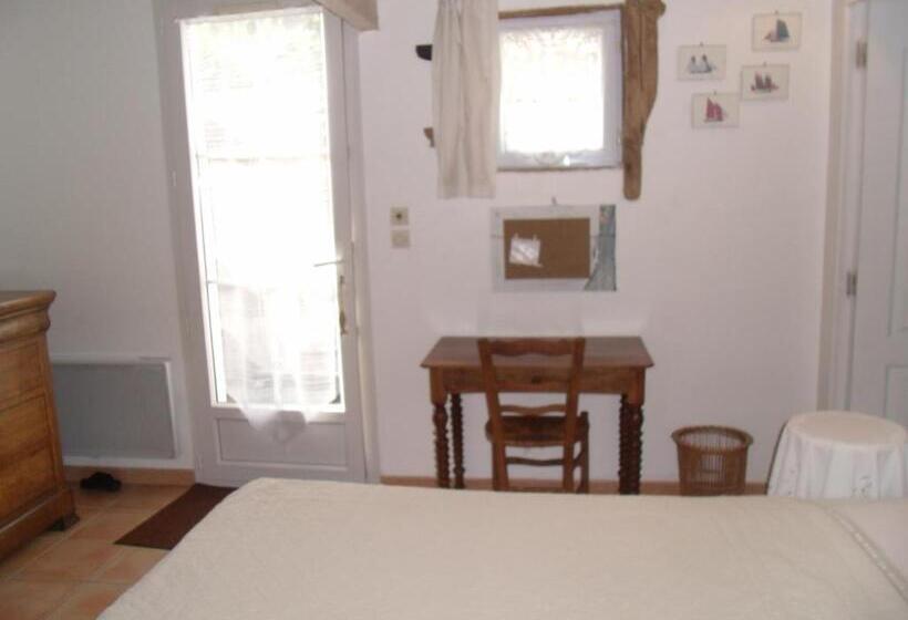 Standard room with outdoor bath, Les Bois Flottés En Ré