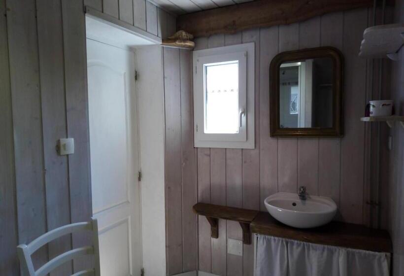 Standard room with outdoor bath, Les Bois Flottés En Ré