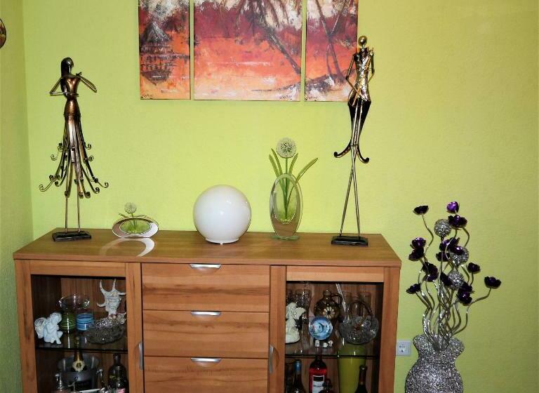 חדר דלוקס יחיד, Messe Zimmer In Geteilter Wohnung