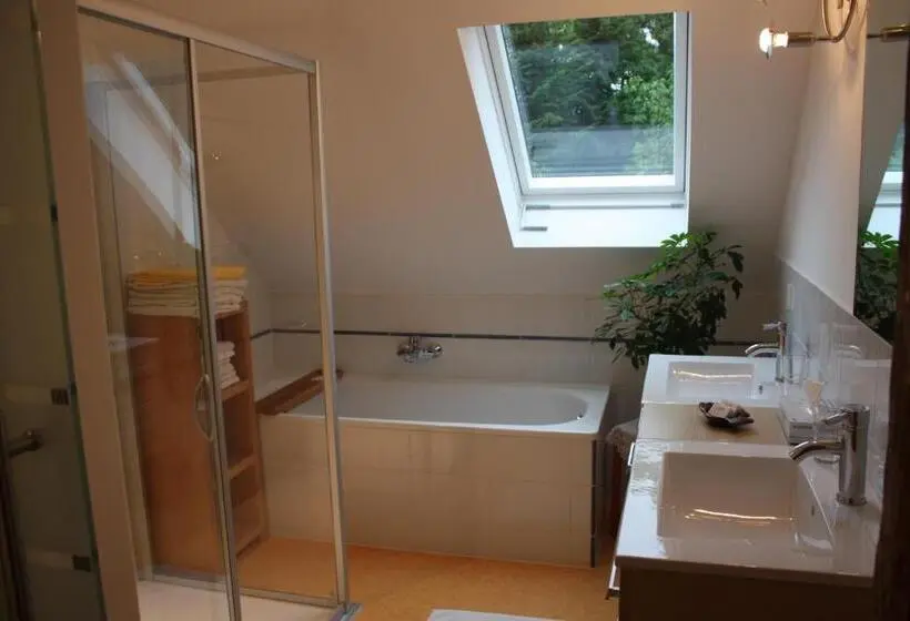 １ベッドルームアパートメント, Und Freizeitanlage Rauch Hof