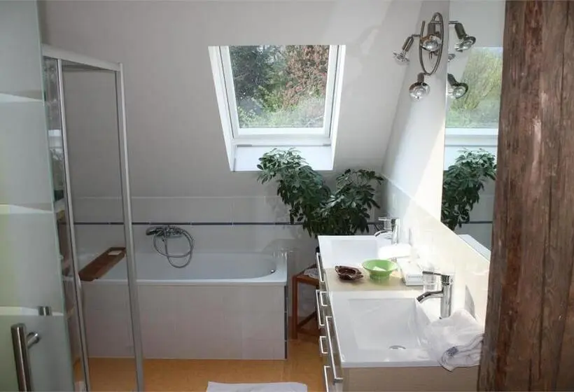 １ベッドルームアパートメント, Und Freizeitanlage Rauch Hof