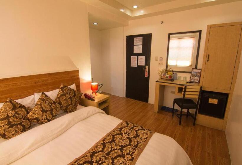 חדר דלוקס, Carmelita