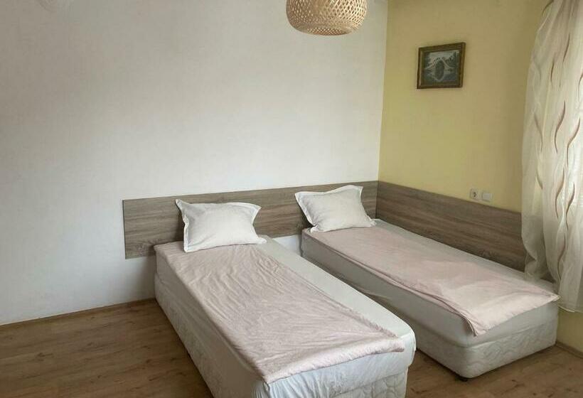 ２ベッドルームアパートメント, Guest House Simona