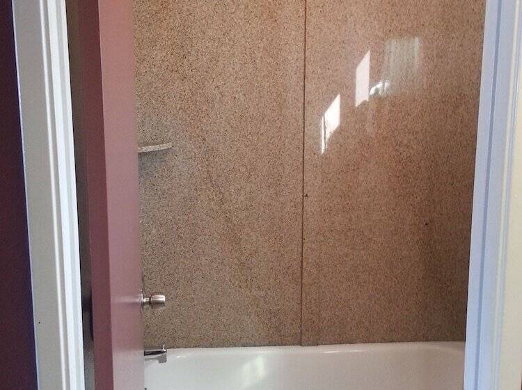 اتاق استاندارد, Blue Seal Inn