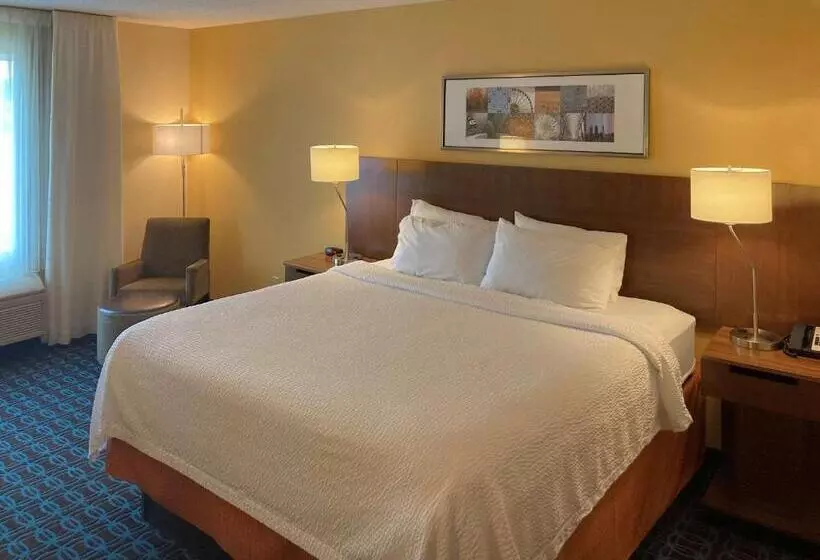 身障者適用キングサイズベッドルーム, Comfort Inn & Suites Ankeny  Des Moines