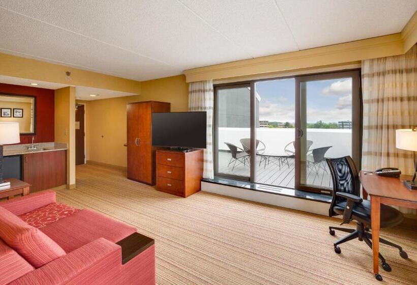 Люкс Кровать Кинг, Courtyard Boston Marlborough