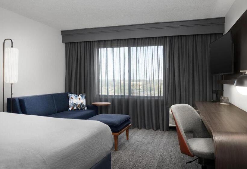 Büyük Çift Kişilik Yataklı Standart Oda, Courtyard By Marriott Lakeland