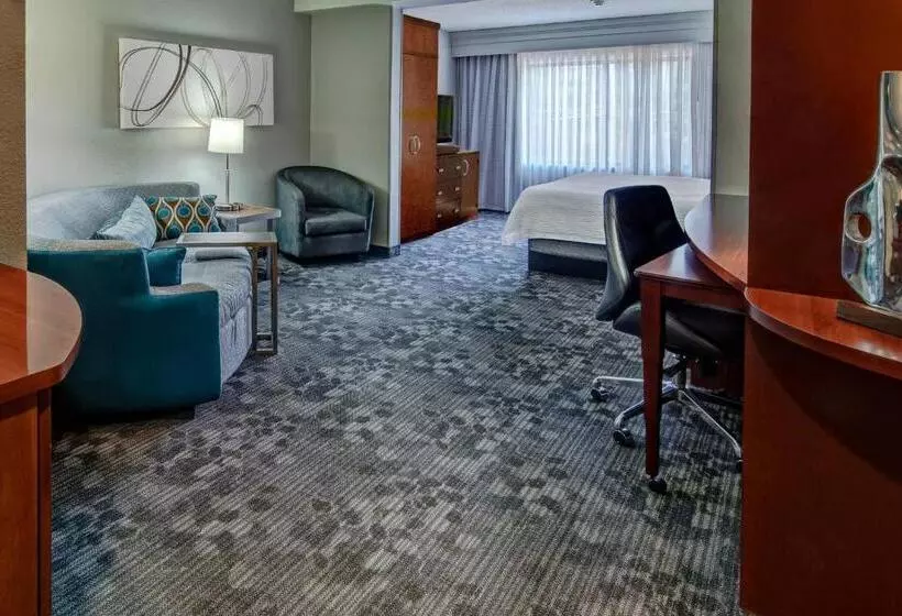 Standard-studio King-vuode, Courtyard By Marriott Troy