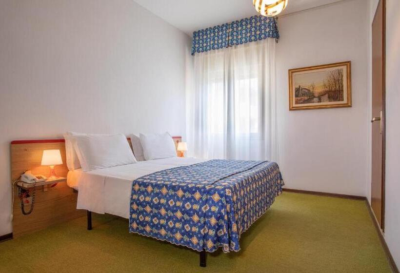 اتاق استاندارد, Diana