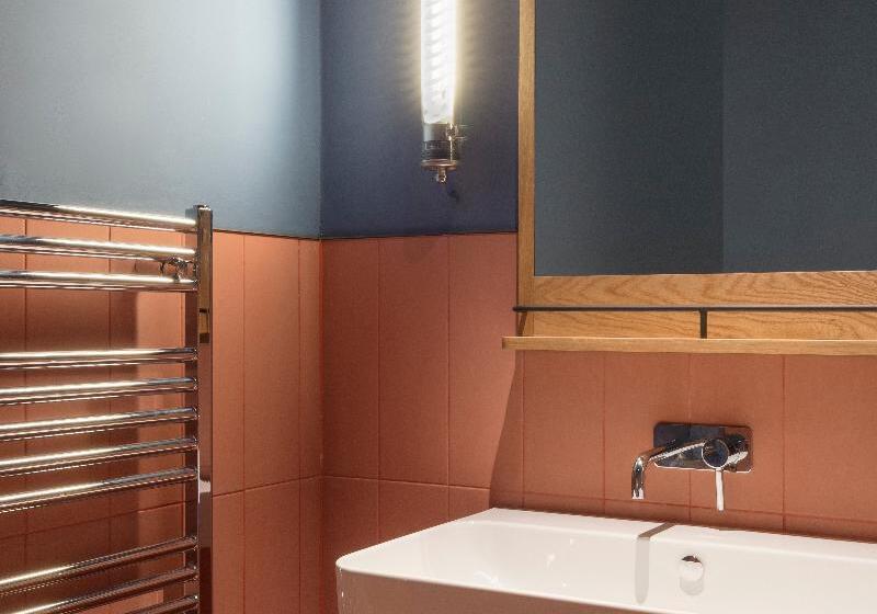 جناح, Drury Plaza St Louis At The Arch