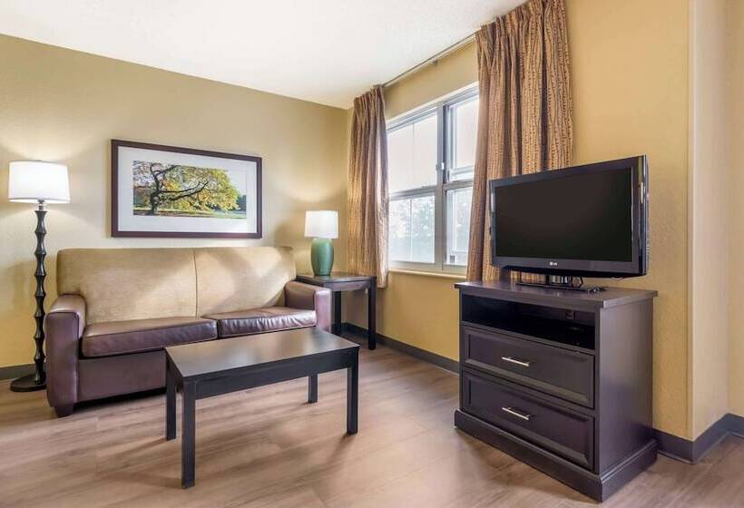 סטודיו דלוקס, Extended Stay America Suites  Seattle  Everett  Silverlake