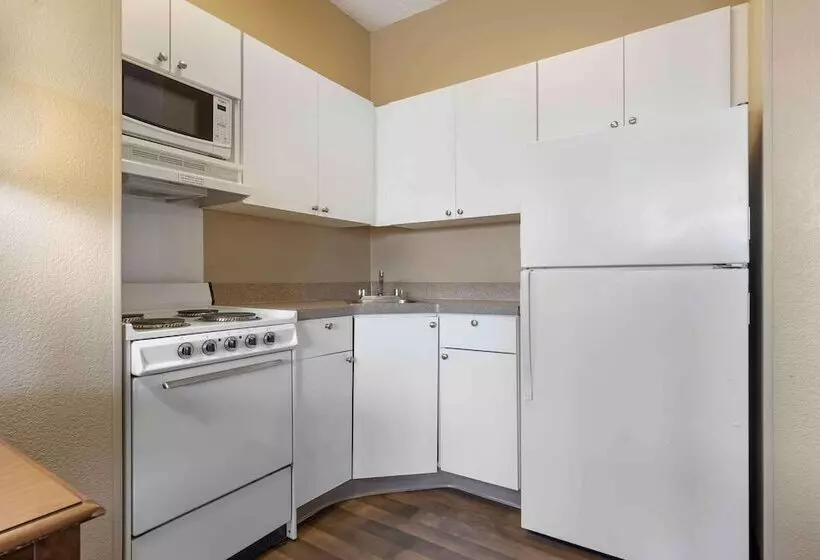 デラックススタジオ, Extended Stay America Suites  Chicago  O Hare  Allstate Arena