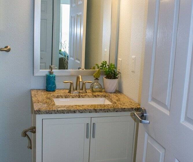 شقة غرفة واحدة مطلة على البحر, Grand Seas By Exploria Resorts