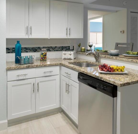 شقة غرفتين مطلة على البحر, Grand Seas By Exploria Resorts