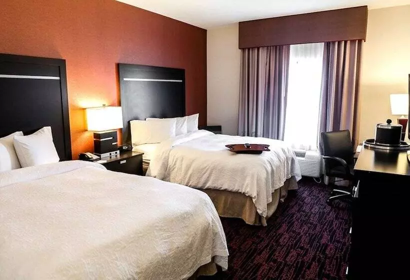 スタンダードルーム, Hampton Inn & Suites Tulsa/central