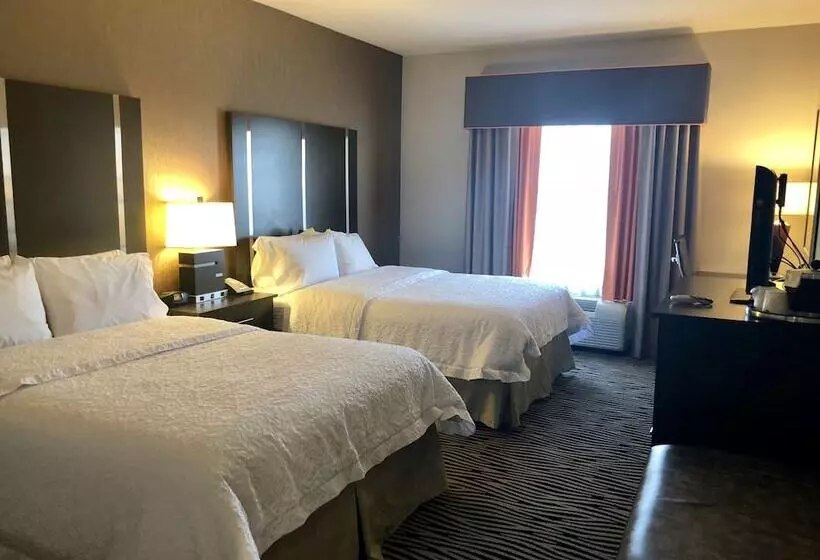 スタンダードルーム, Hampton Inn & Suites Tulsa/central