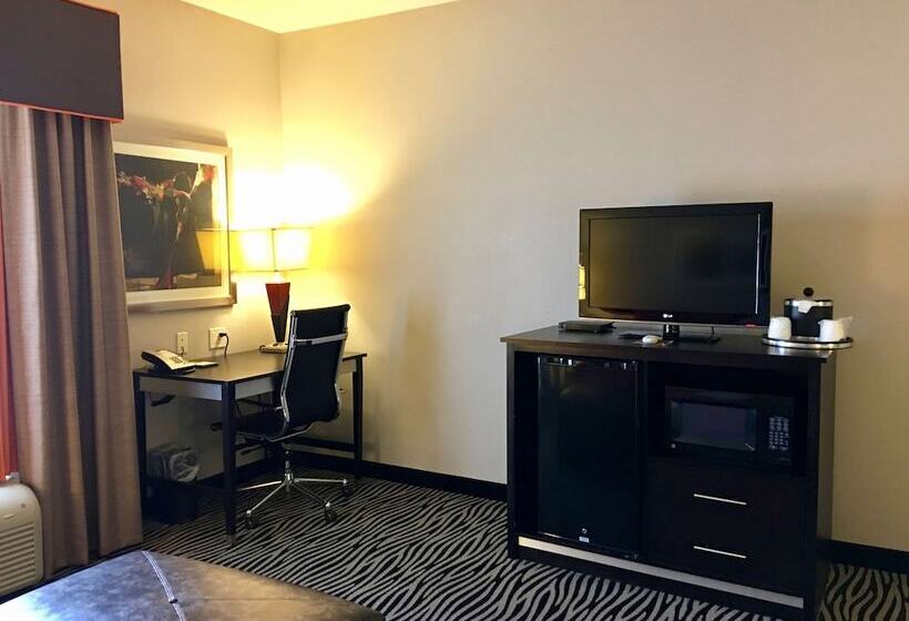 غرفة قياسية, Hampton Inn & Suites Tulsa/central