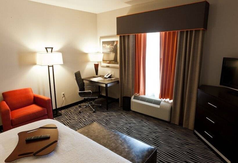 스탠다드 룸, Hampton Inn & Suites Tulsa/central
