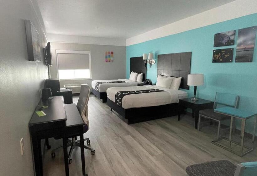 Номер Deluxe, La Quinta Inn & Suites By Wyndham Raymondville