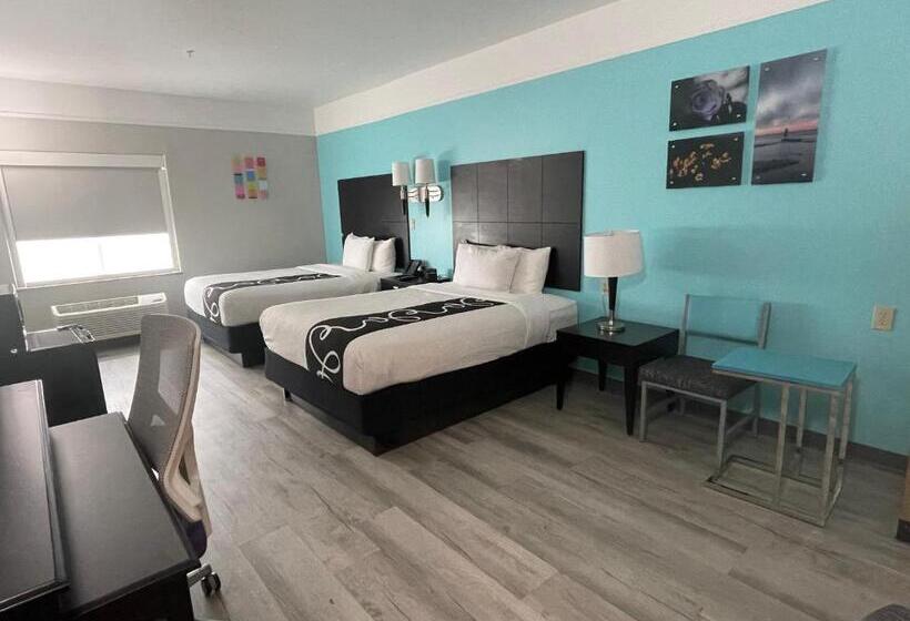 Номер Deluxe, La Quinta Inn & Suites By Wyndham Raymondville