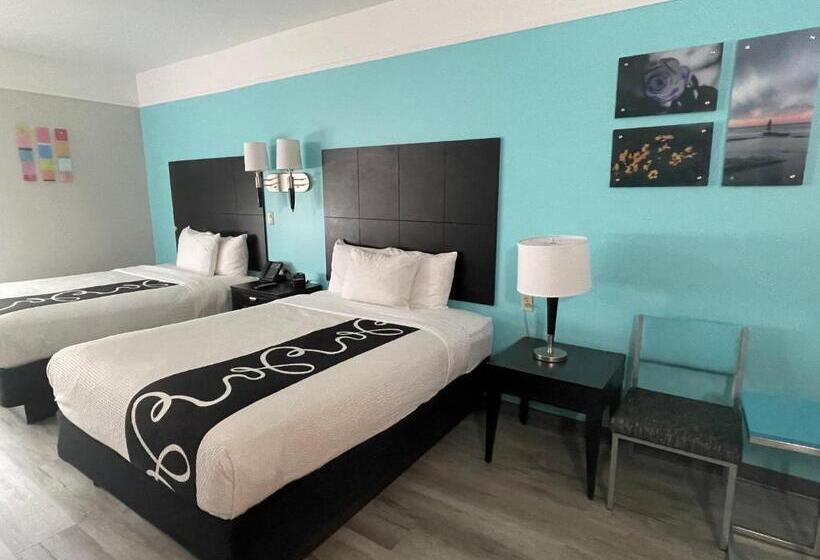 Номер Deluxe, La Quinta Inn & Suites By Wyndham Raymondville