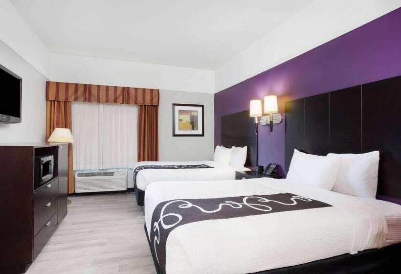 Номер Deluxe, La Quinta Inn & Suites By Wyndham Raymondville