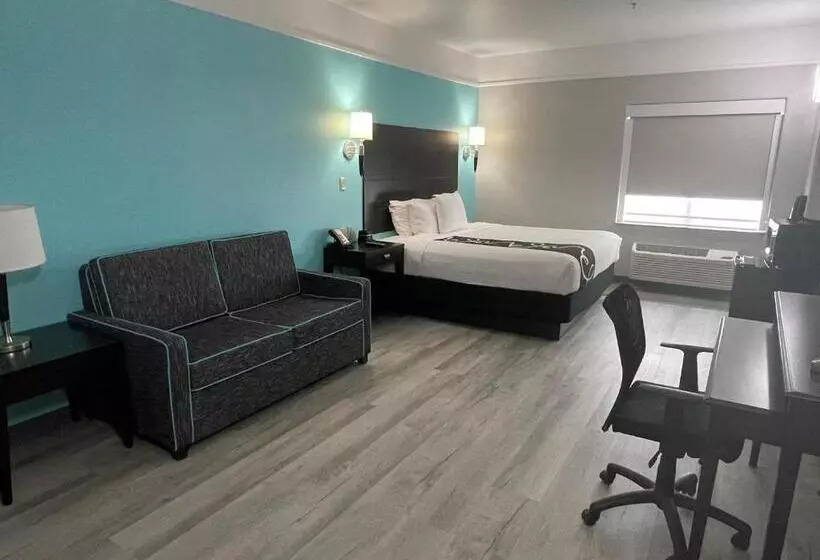 キングサイズベッドのエクゼクティブルーム, La Quinta Inn & Suites By Wyndham Raymondville