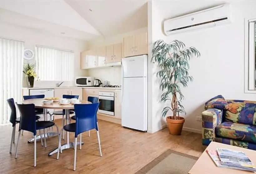 デラックスビラの１ベッドルーム, Nrma Treasure Island Holiday Resort