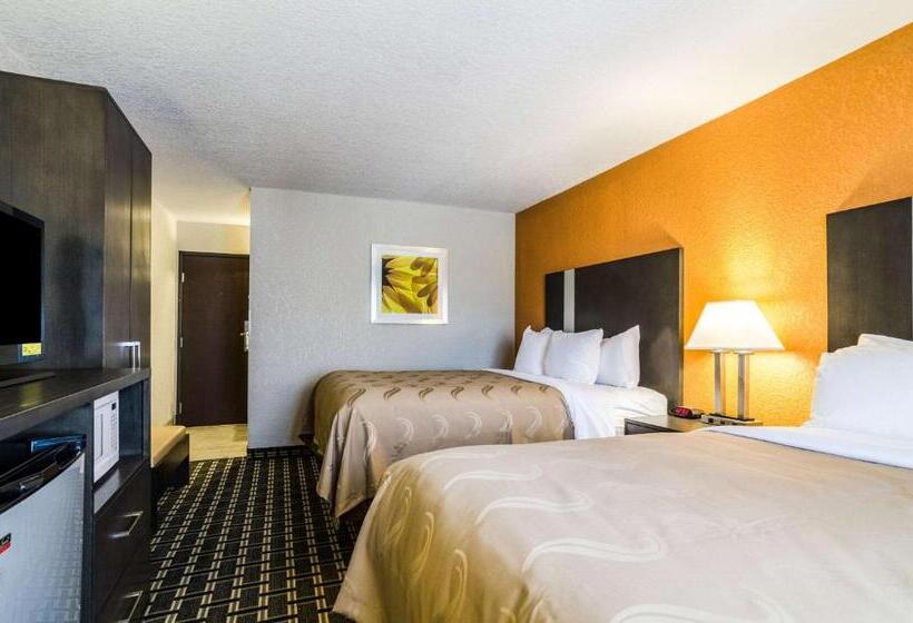 标准间, Quality Inn