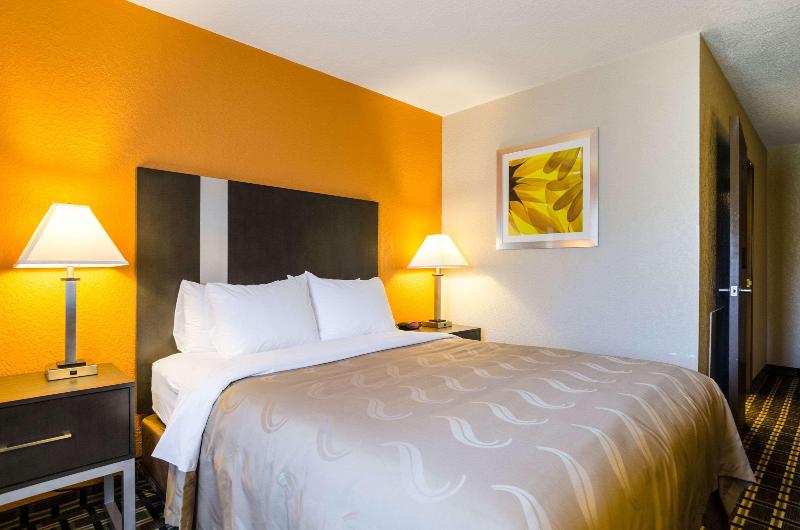 标准间, Quality Inn