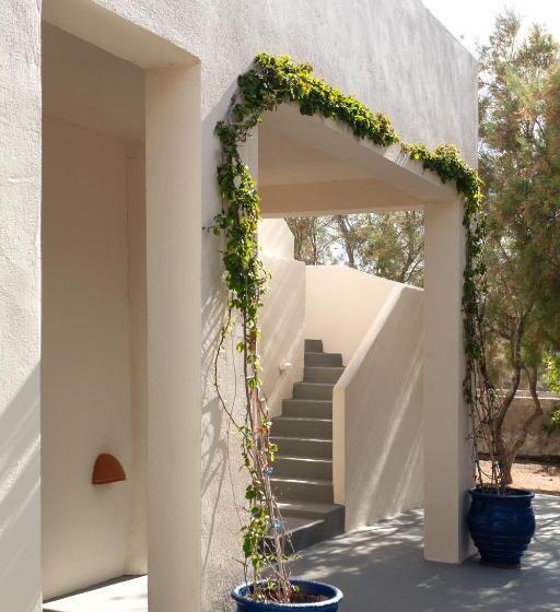 جناح جونيور ذو إطلالة جانبية على البحر, Sea Sound White Katikies