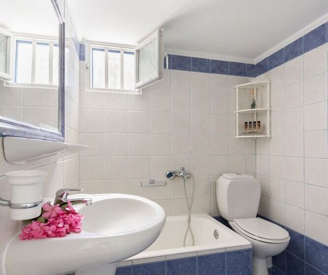 شقة غرفتين, Sea Sound White Katikies