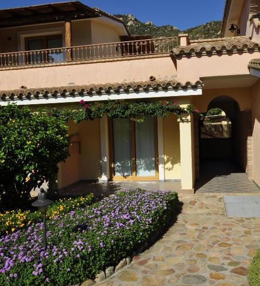 اتاق استاندارد سه نفره, Su Giganti