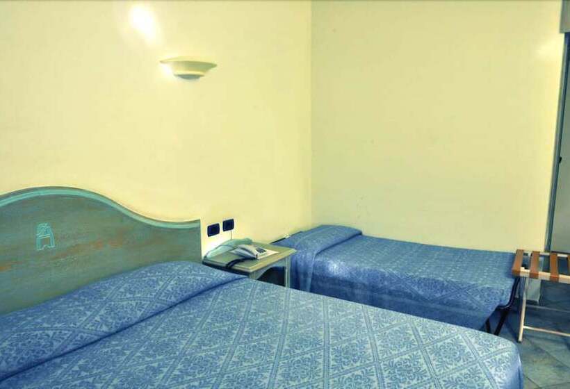 اتاق استاندارد سه نفره, Su Giganti