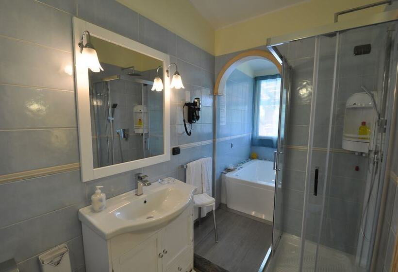 اتاق لوکس, Su Giganti