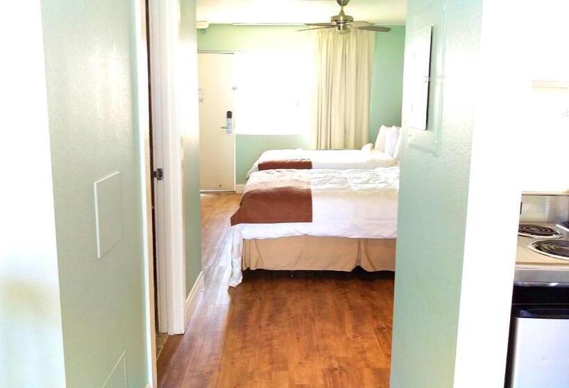 جناح ديلوكس, The Beachview Inn Clearwater Beach