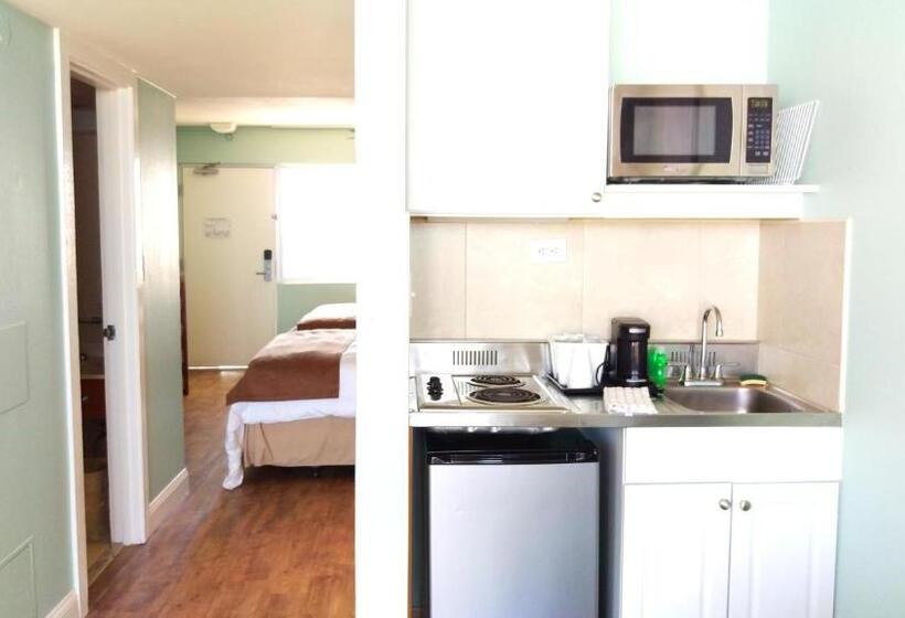 سوییت لوکس, The Beachview Inn Clearwater Beach