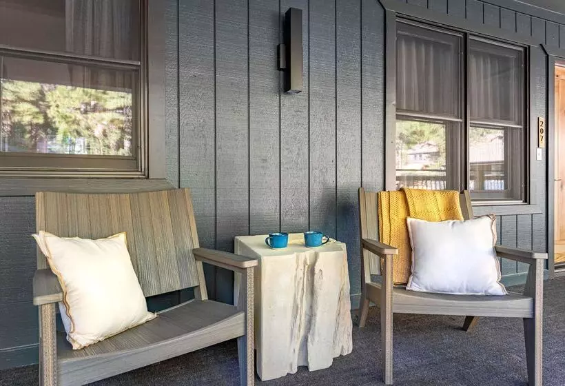 キングサイズベッドのスタンダードルーム, The Incline Lodge