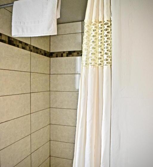 キングサイズベッドのスタンダードルーム, Travel Inn