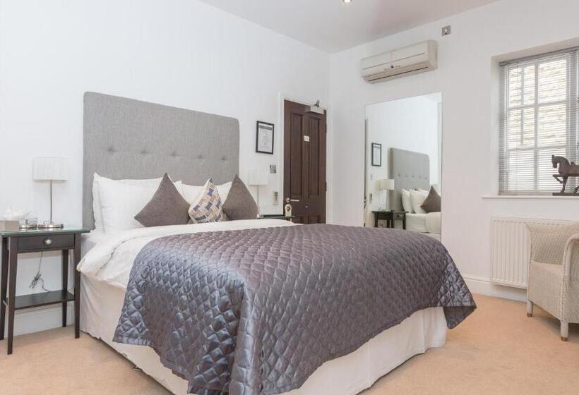 اتاق استاندارد, Woodlands